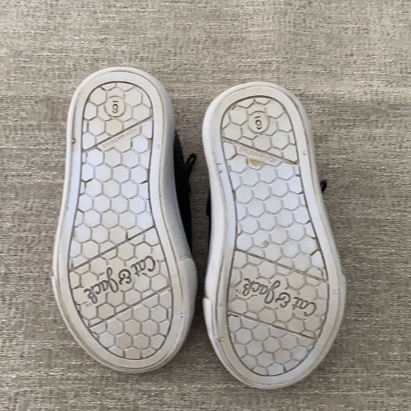 Cat & Jack boys black sneaker Size 6 - Picture 7 of 11